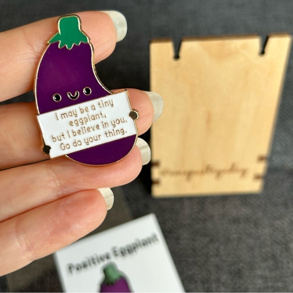POSITIVE EGGPLANT Brooch Pin + Affirmation Card Set, Purple, Gold